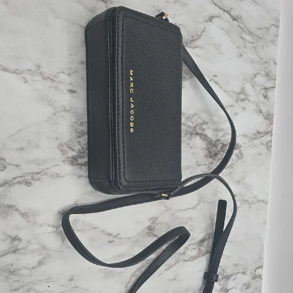 Marc Jacobs Black Pebbled Leather Crossbody Mini Bag - Picture 1 of 8